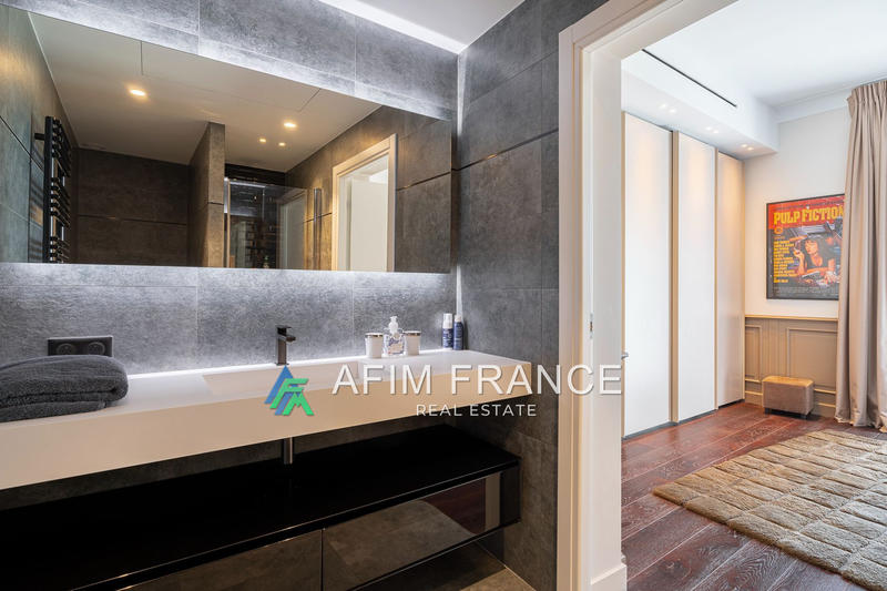 Maison de ville - 227 m² - 4 pièces