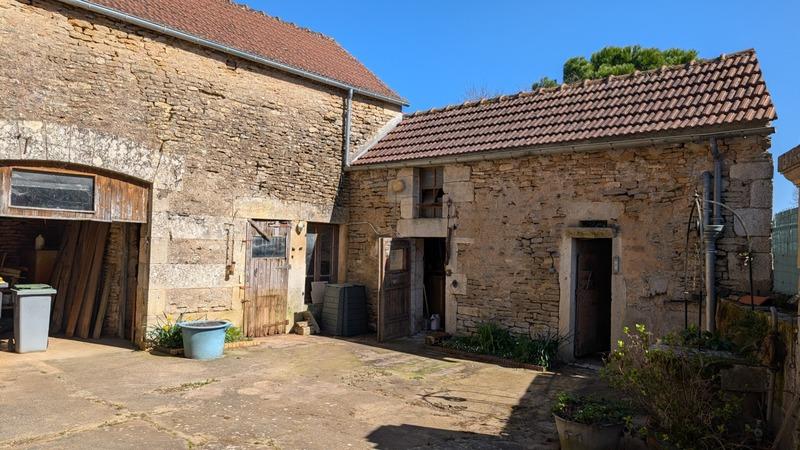 Maison - 70 m² - 5 pièces