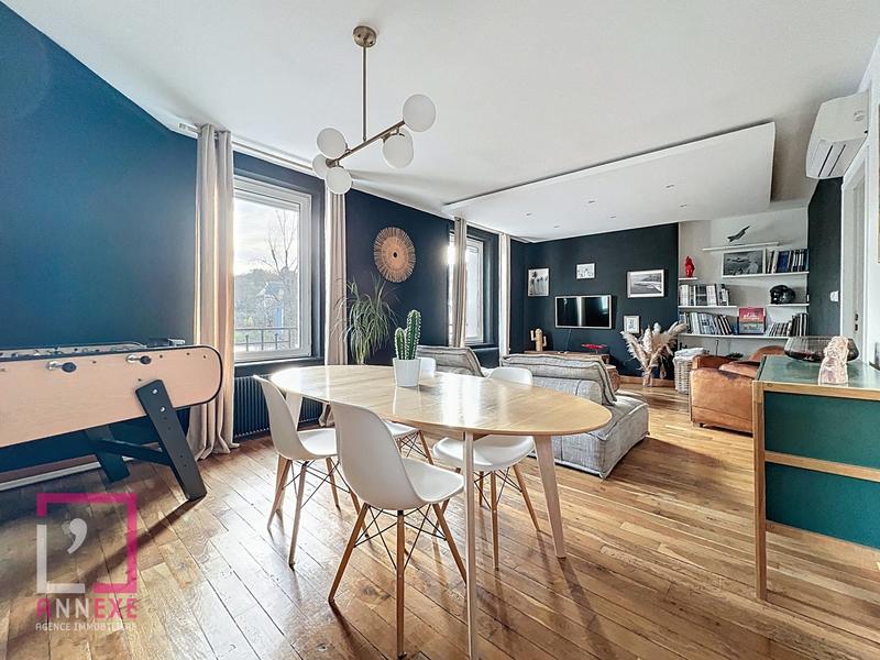 Appartement - 95 m² - 4 pièces