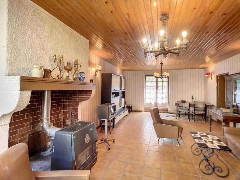 Maison en pierre - 111 m² - 5 pièces