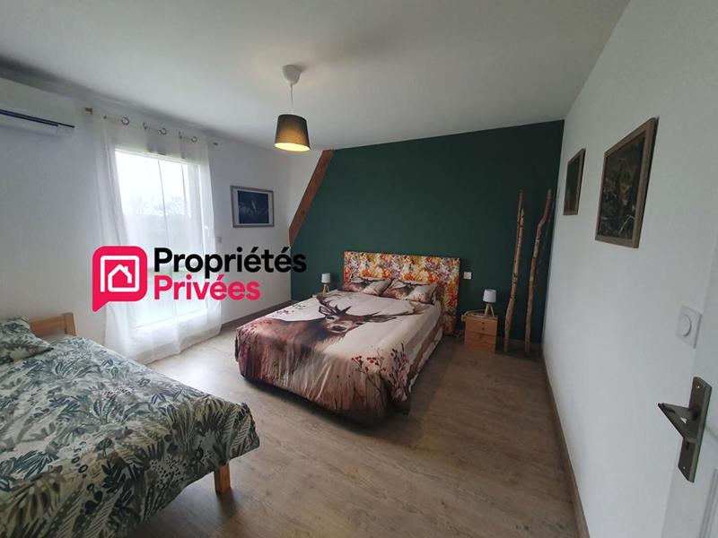 Maison - 180 m² - 5 pièces