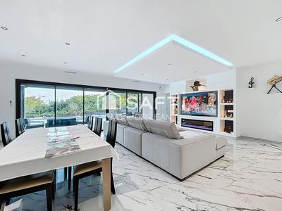 Maison - 135 m² - 5 pièces