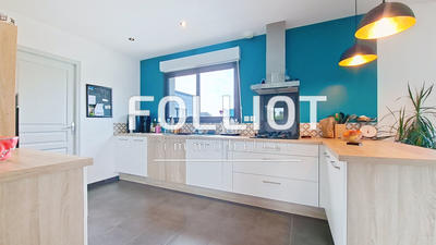 Maison - 140 m² - 7 pièces