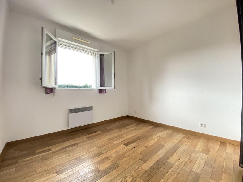 Maison traditionnelle - 80 m² - 5 pièces