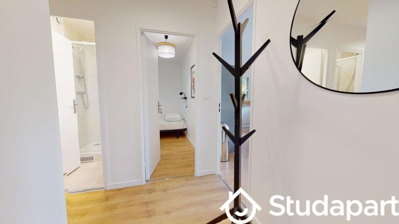 Chambre - 9 m² - 1 pièce