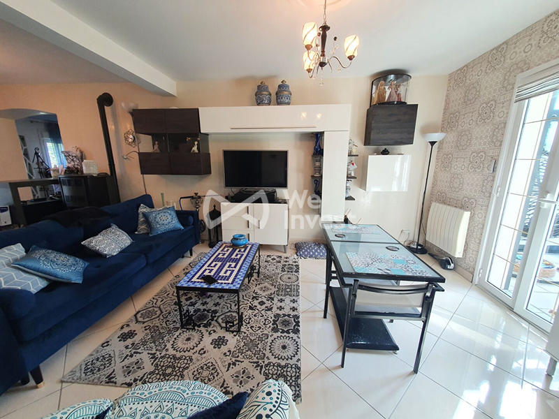 Maison - 186 m² - 9 pièces