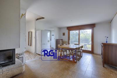 Maison - 141 m² - 6 pièces