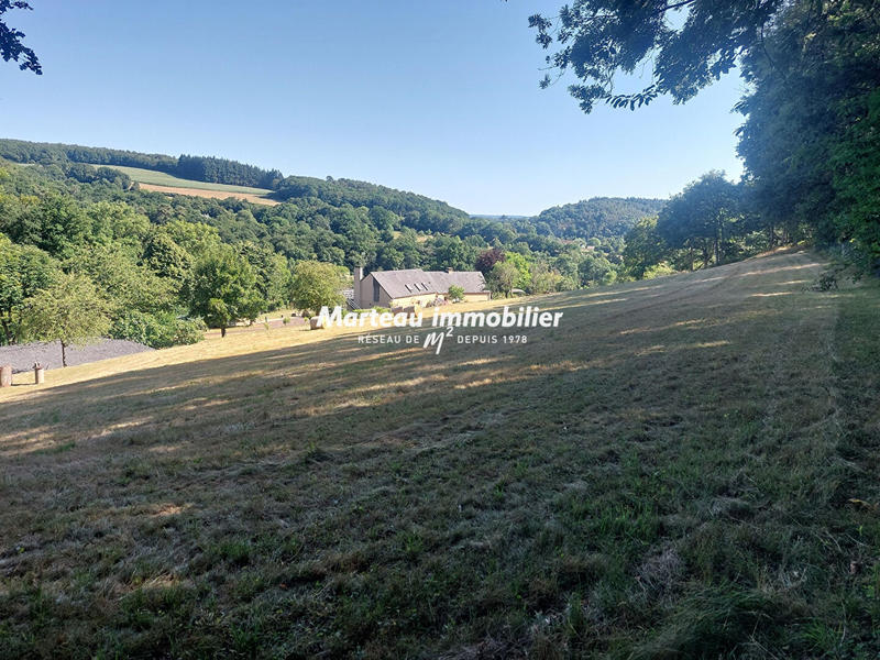 Maison - 202 m² - 7 pièces