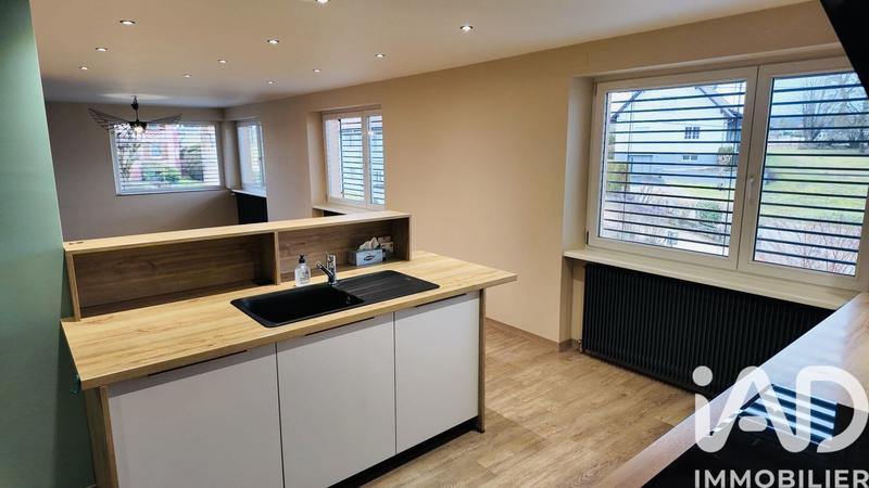 Maison - 177 m² - 8 pièces