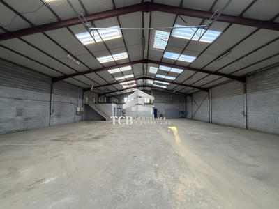 Local d'activités - 620 m²