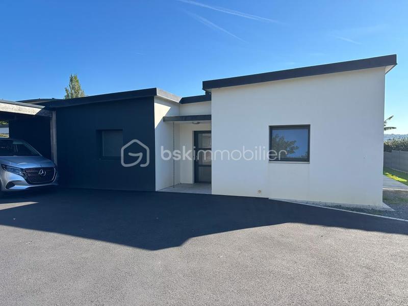 Maison - 108 m² - 5 pièces