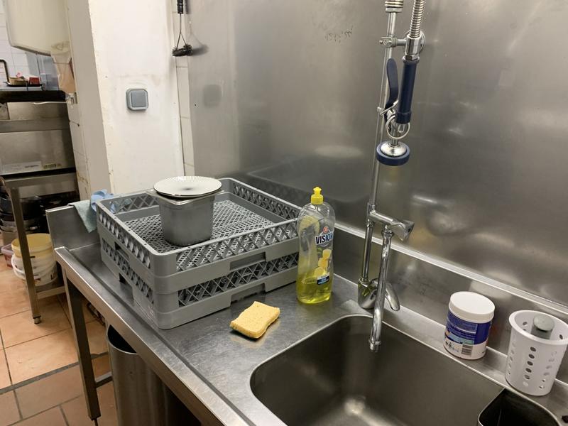 Fonds de commerce - Local commercial - 169 m²