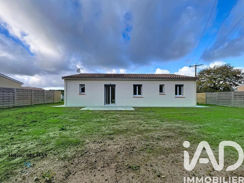 Maison - 90 m² - 5 pièces