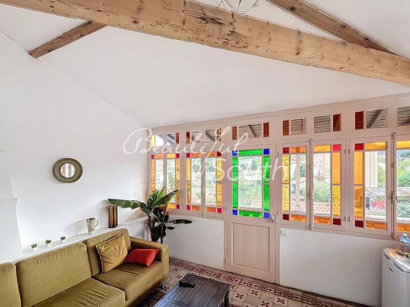 Maison chambre d'hôtes - 212 m² - 8 pièces