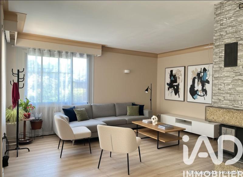 Maison - 268 m² - 8 pièces
