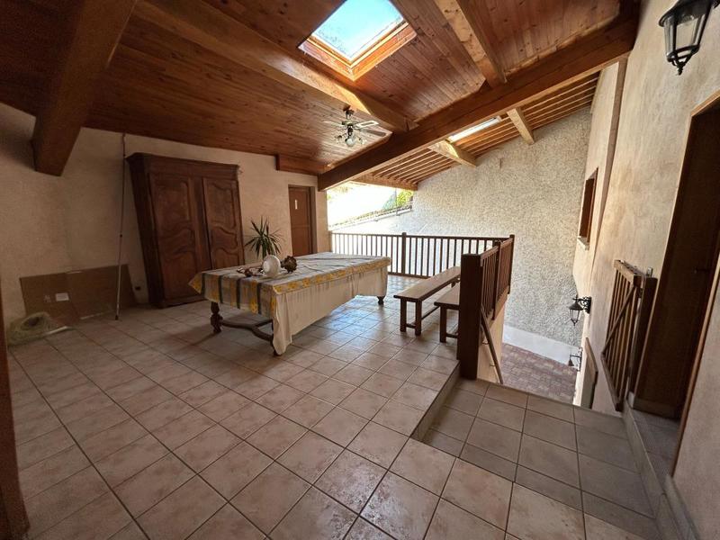 Maison de village - 169 m² - 6 pièces