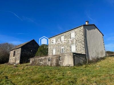 Maison - 180 m² - 7 pièces