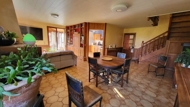 Maison - 196 m² - 10 pièces