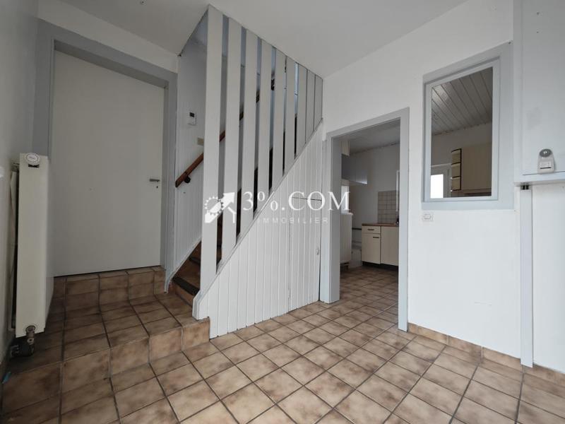 Propriété - 202 m² - 8 pièces