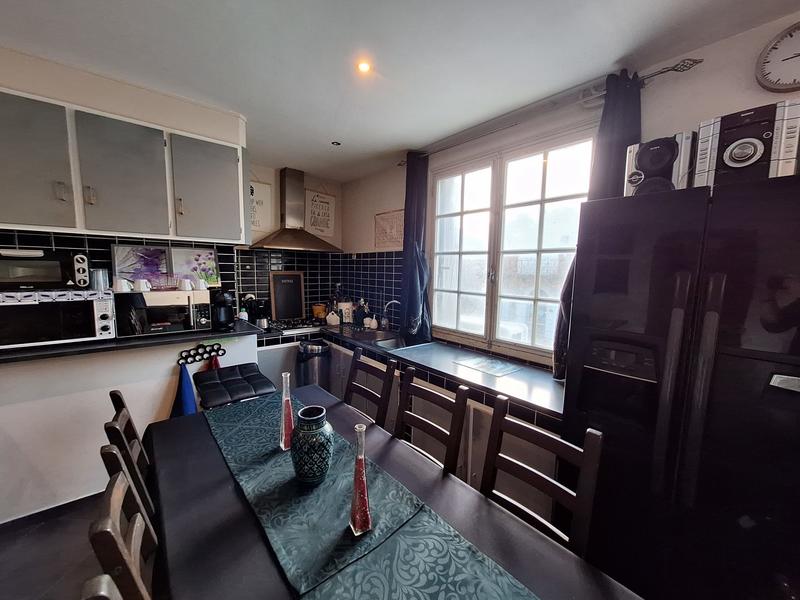 Maison traditionnelle - 97 m² - 4 pièces