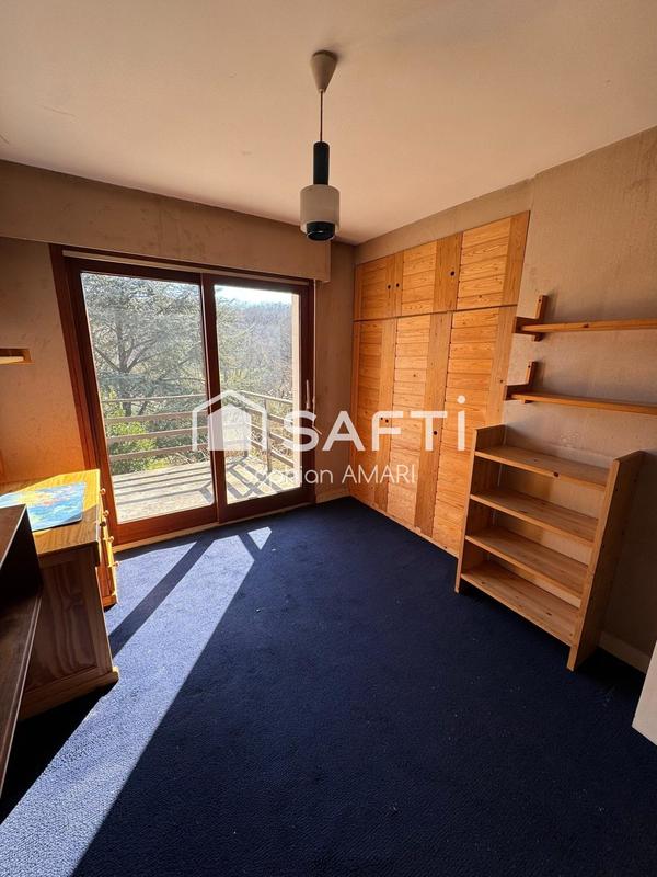 Maison - 142 m² - 7 pièces