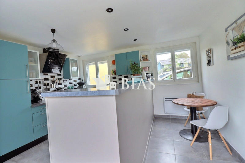 Maison contemporaine - 230 m² - 7 pièces