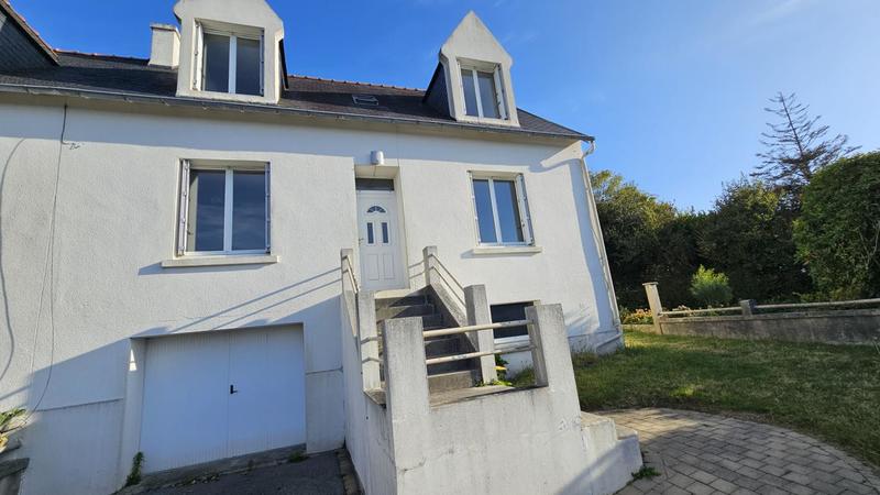 Maison - 105 m² - 5 pièces
