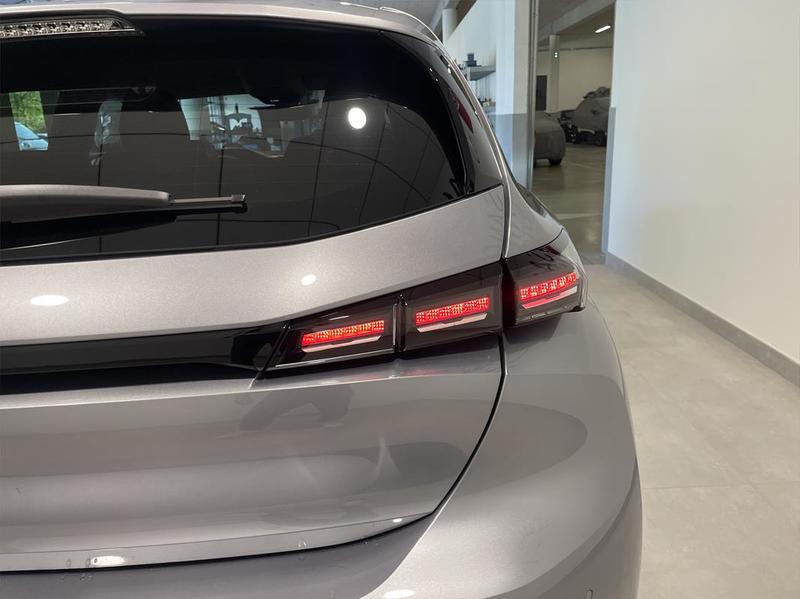 Peugeot 308 III 1.5 Bluehdi 130 Eat8 Allure