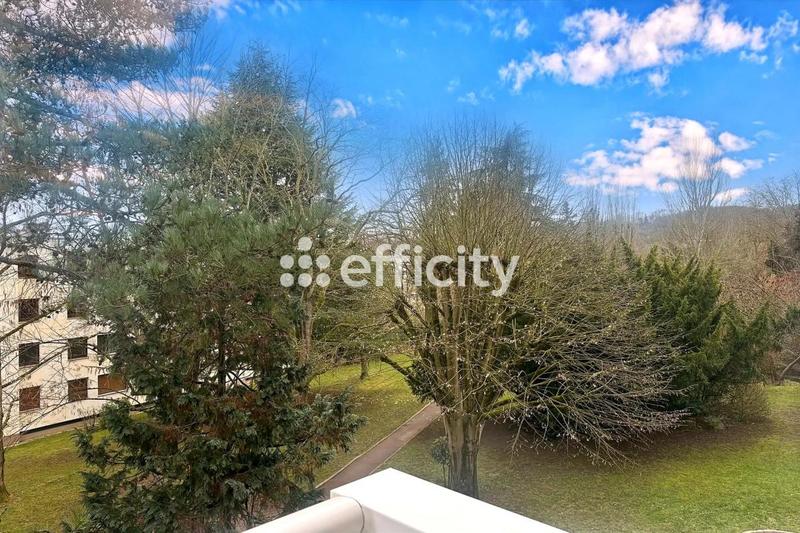 Appartement - 98 m² - 5 pièces