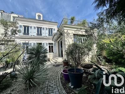 Château - 255 m² - 10 pièces