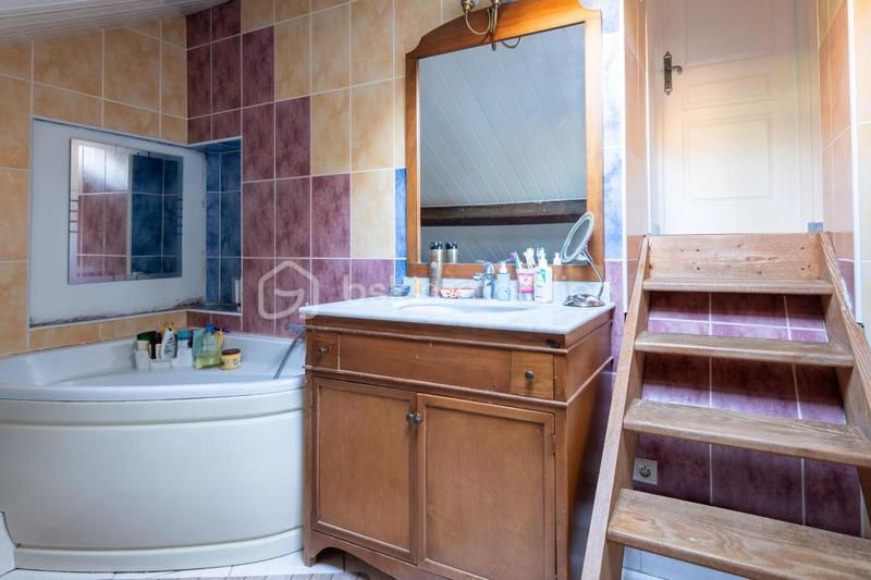 Maison en pierre - 125 m² - 6 pièces