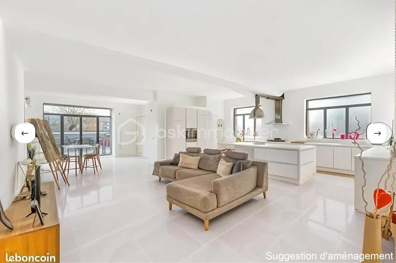 Loft - 173 m² - 4 pièces