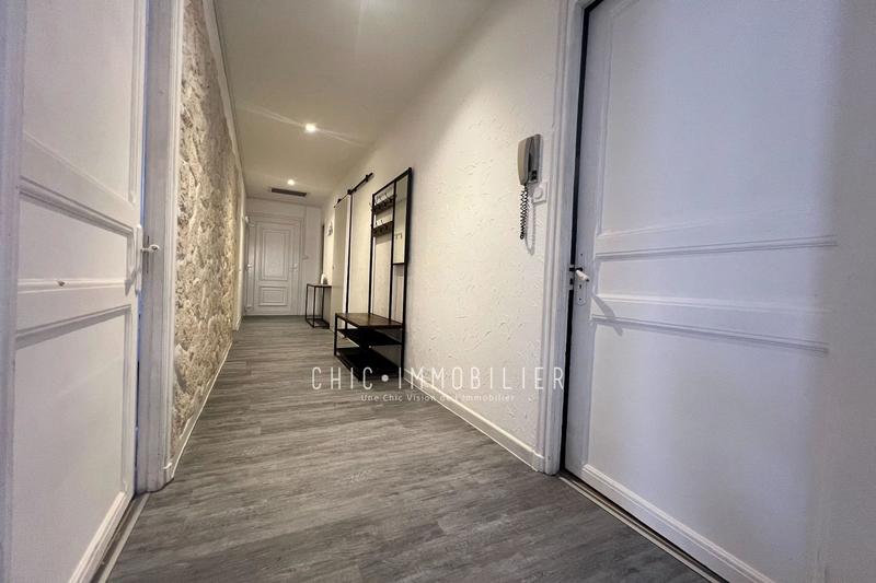 Appartement - 115 m² - 5 pièces