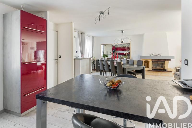 Maison - 88 m² - 4 pièces