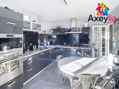 Maison - 118 m² - 5 pièces