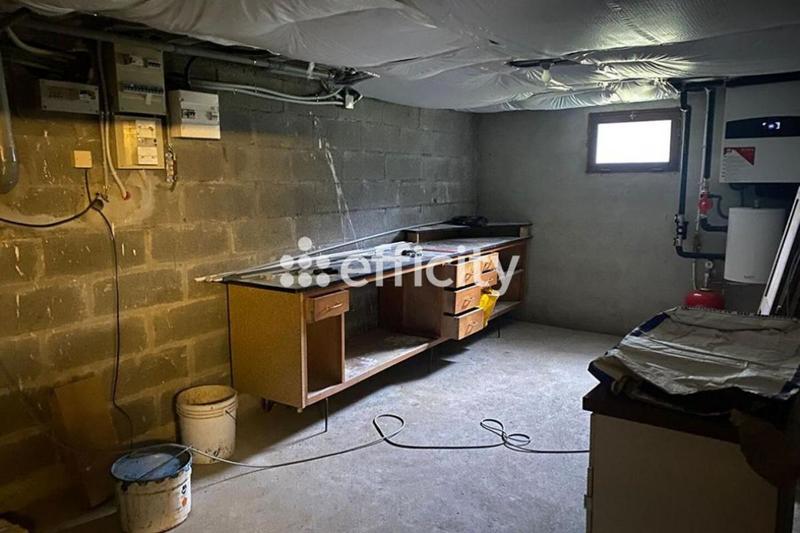 Maison - 190 m² - 7 pièces