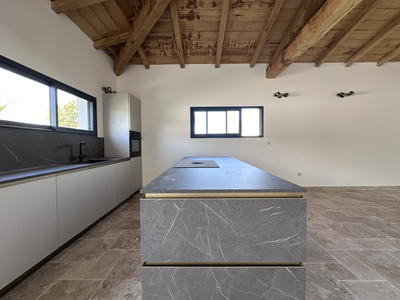 Villa - 140 m² - 4 pièces