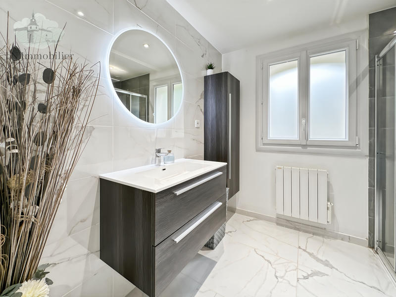 Maison - 147 m² - 6 pièces