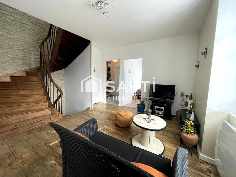 Maison - 235 m² - 8 pièces