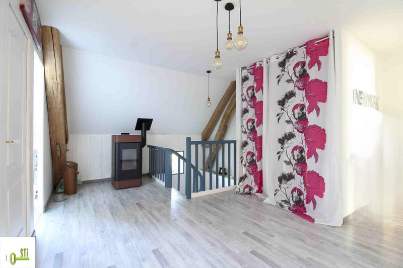 Maison - 161 m² - 6 pièces