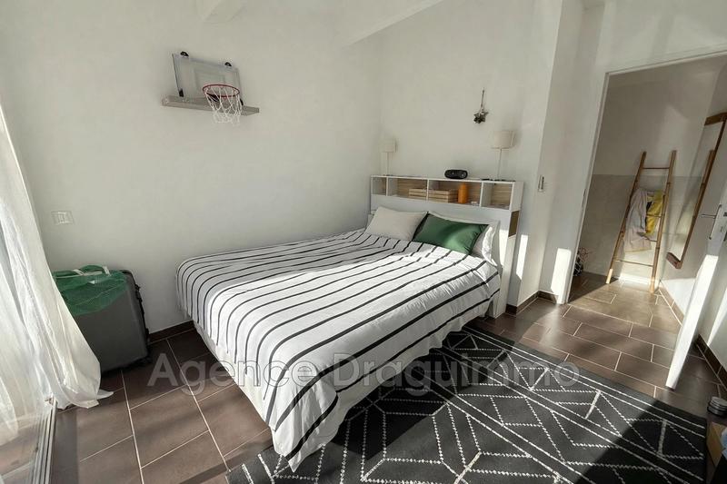 Villa - 141 m² - 5 pièces