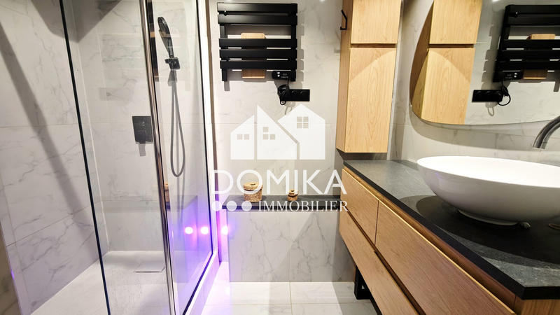 Maison - 93 m² - 6 pièces