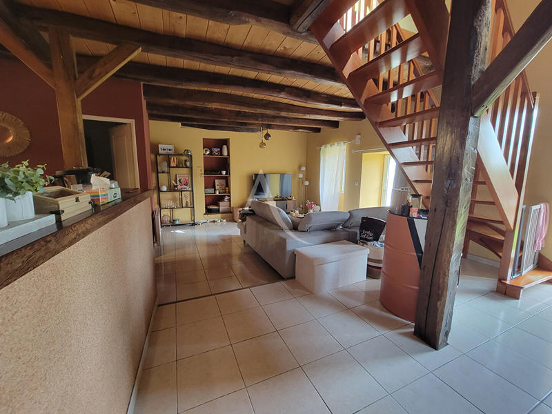 Maison - 97 m² - 3 pièces