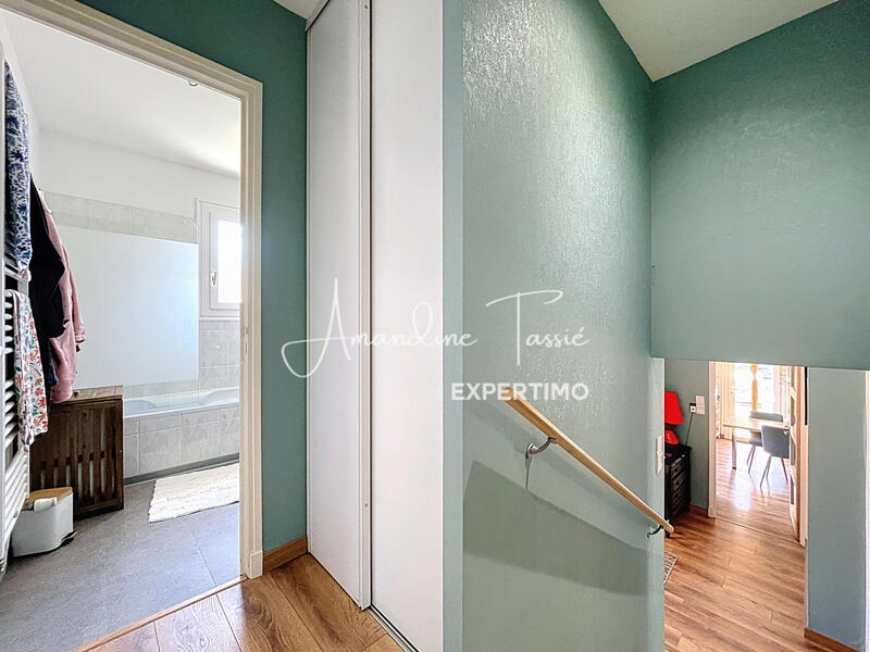 Maison - 138 m² - 6 pièces