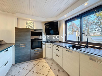 Maison ancienne - 204 m² - 8 pièces