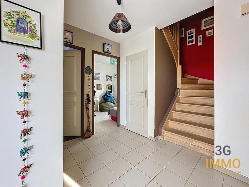 Maison - 102 m² - 7 pièces