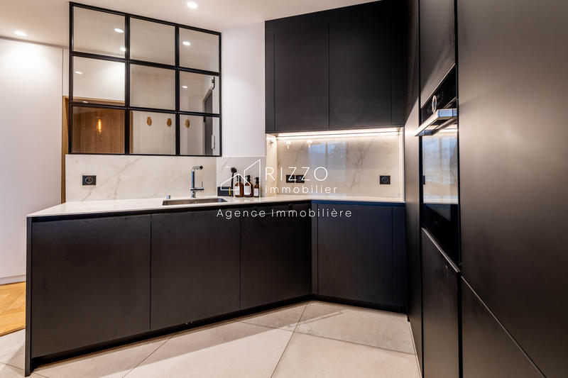 Appartement - 126 m² - 5 pièces