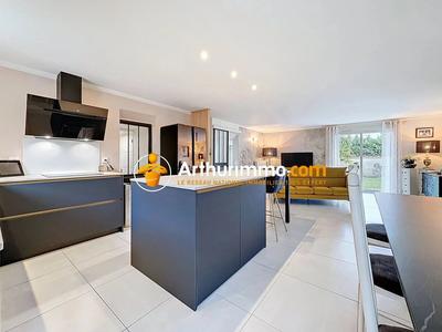 Maison - 113 m² - 5 pièces