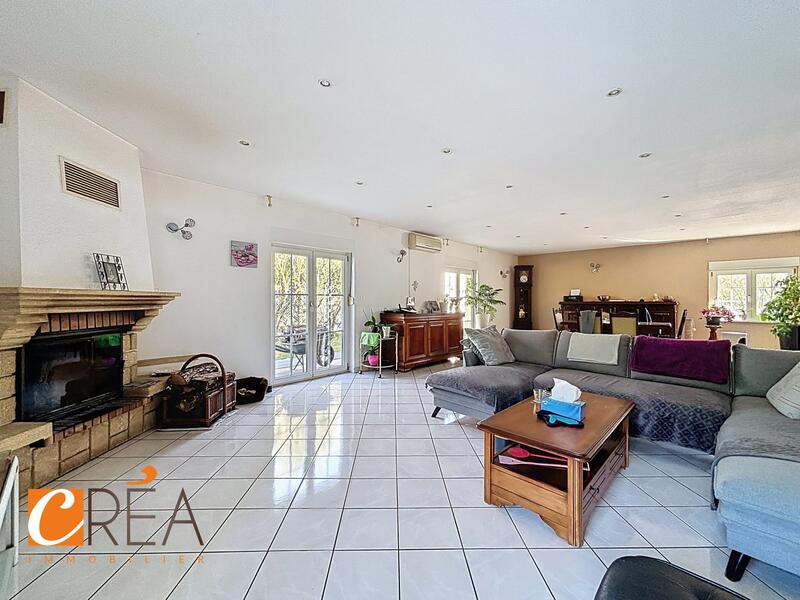 Maison - 600 m² - 1 pièce