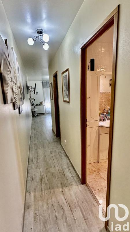 Maison - 228 m² - 8 pièces